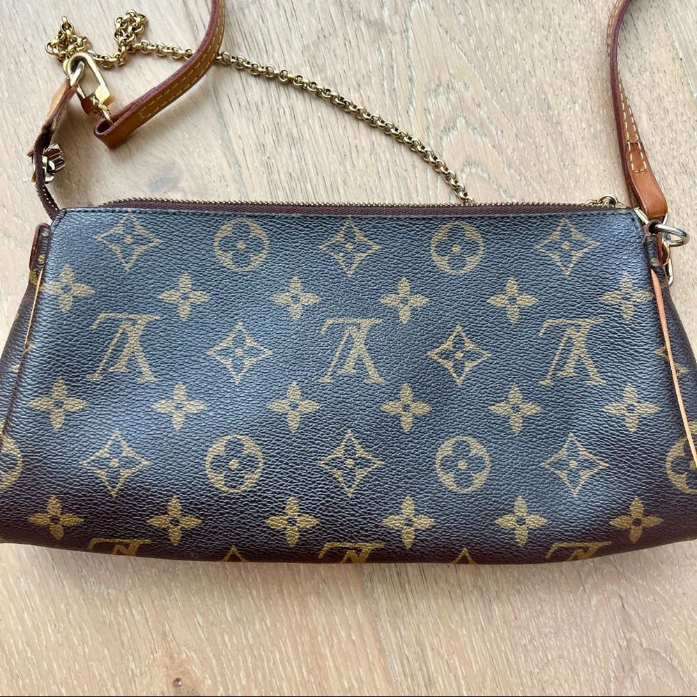 Authentic Louis Vuitton Eva Handbag - Picture 2 of 6